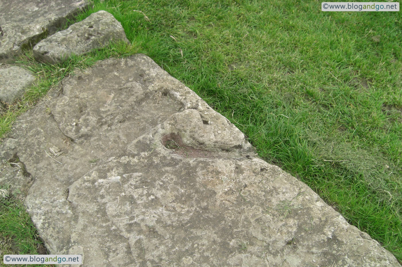 Hadrian's Wall Path - Grooves in Black Carts Turret 29a